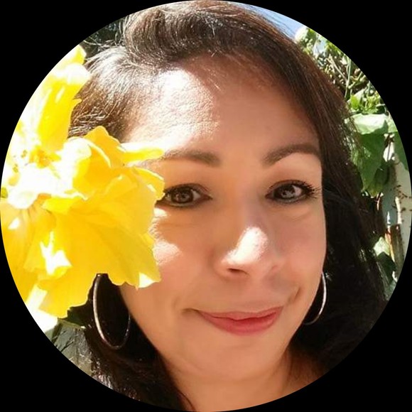 Profile Picture of Janet Herrera (@janetsgalaxy) on Poshmark