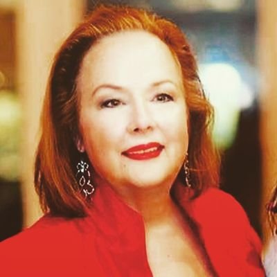 Profile Picture of Shelley VonStrunckel (@vonStrunckel) on Twitter