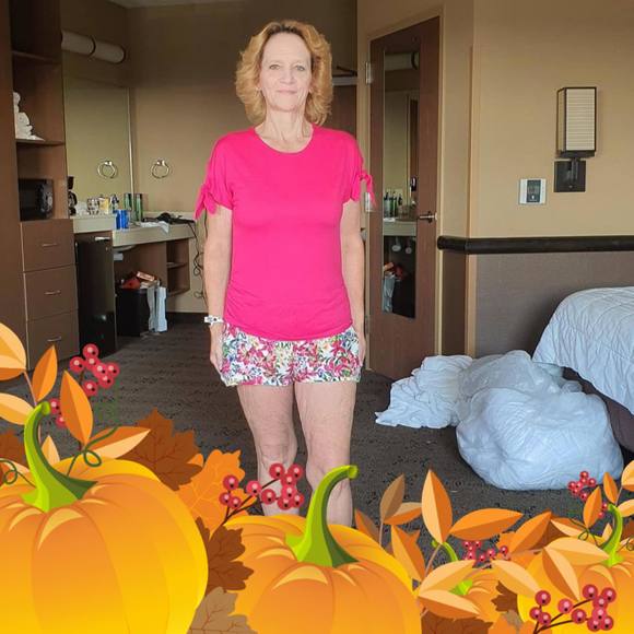 Profile Picture of Debbie Mowrey (@nonnon123) on Poshmark