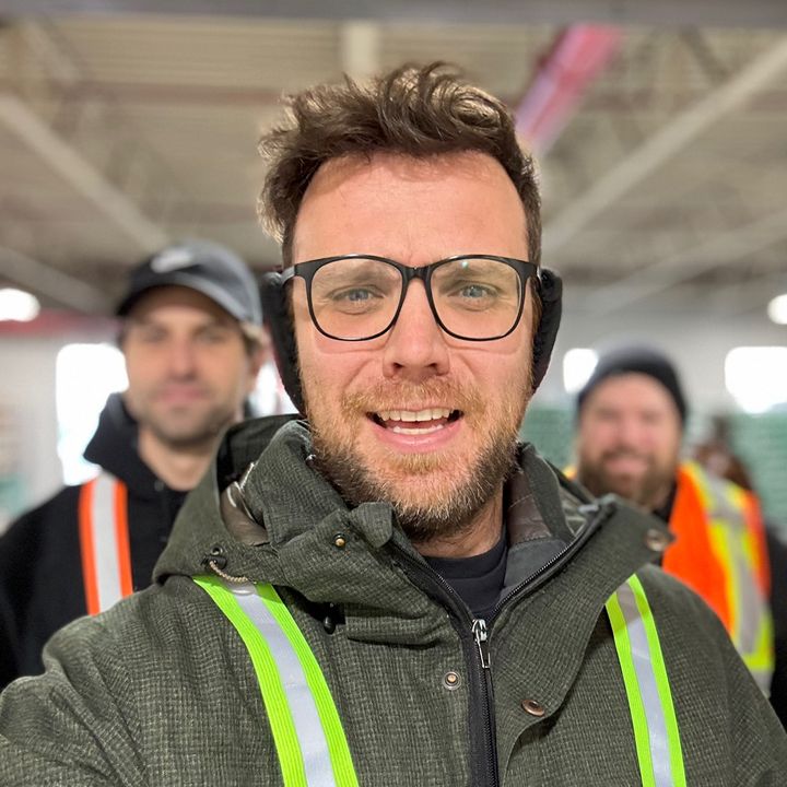 Profile Picture of Derek Morin (@fin_heureuse) on Tiktok