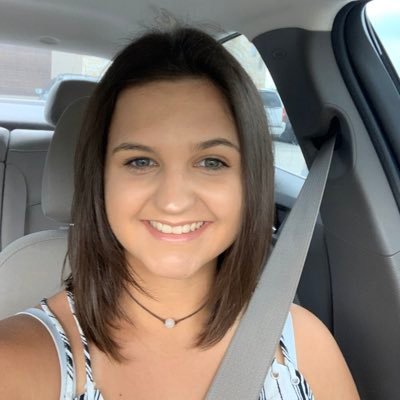 Profile Picture of Hanna Cuellar (@hannaclaire1018) on Twitter