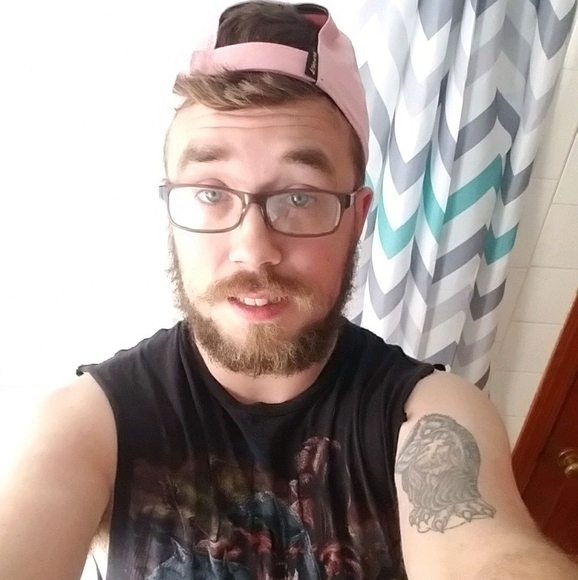 Profile Picture of Tyler Stephenson (@mondaynights) on Poshmark