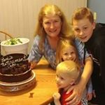 Profile Picture of Lori Wirth (@noozwirthy) on Instagram