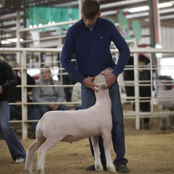 Profile Picture of Quinn Hartley (@qhartley1734) on Poshmark