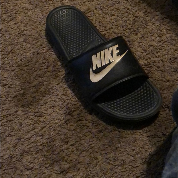 Profile Picture of David Arang (@moneyteamdee) on Poshmark