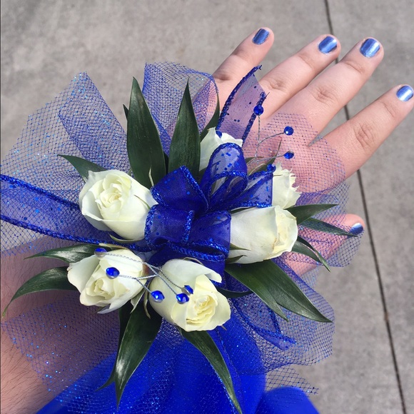 Profile Picture of Bianca Peters (@bcp123) on Poshmark