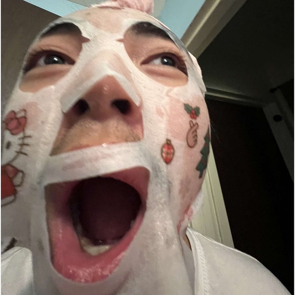 Profile Picture of John alexie Zerrudo (@jzerrudoalexie) on Poshmark