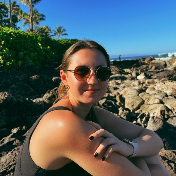 Profile Picture of Paige Schoenecker (@pschoenecker) on Poshmark