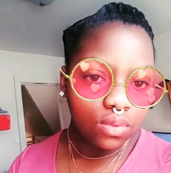 Profile Picture of Lonnesha King (@lking196934) on Poshmark