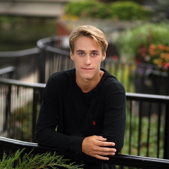 Profile Picture of Kyle Switzer (@kyleswitz17) on Poshmark