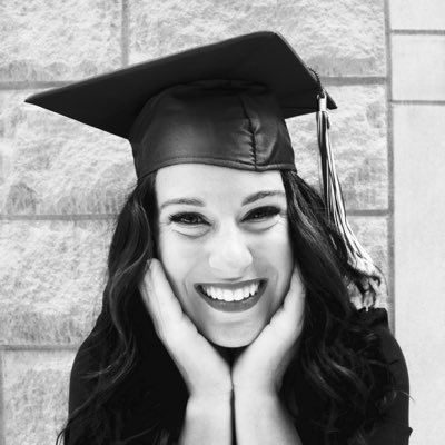 Profile Picture of Sandra (@sandy_simm3) on Twitter