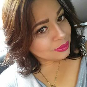 Profile Picture of Yaritza Rosario (@browneyeyari) on Pinterest