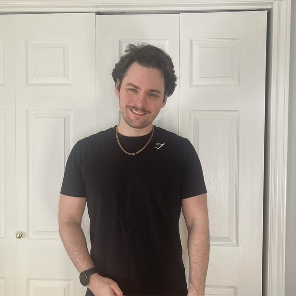 Profile Picture of Alex Bourque (@alexrbourque) on Poshmark