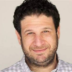 Profile Picture of Brian Schlesinger (@knowbsrealestate) on Tiktok