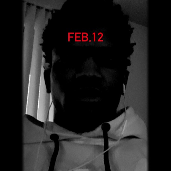 Profile Picture of Nate Green (@nate858) on Poshmark