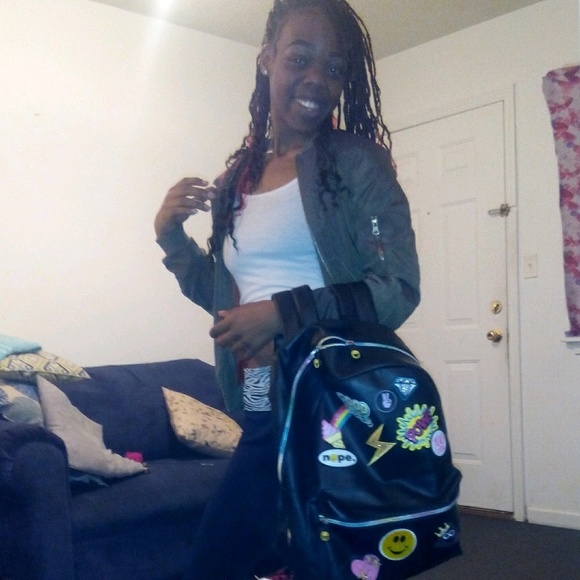 Profile Picture of Calyn James (@eastatlantacay) on Poshmark