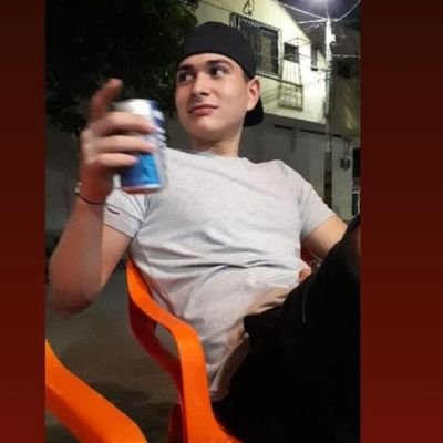 Profile Picture of Cristian Urquijo (@cristian_us98) on Twitter