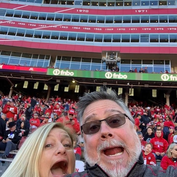 Profile Picture of Beth Curley (@bethcurley70) on Poshmark