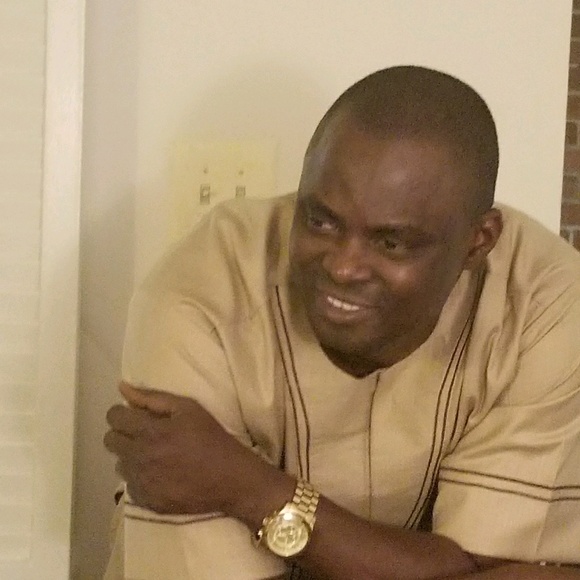 Profile Picture of Tolulope Akinlabi (@seyeosan74) on Poshmark