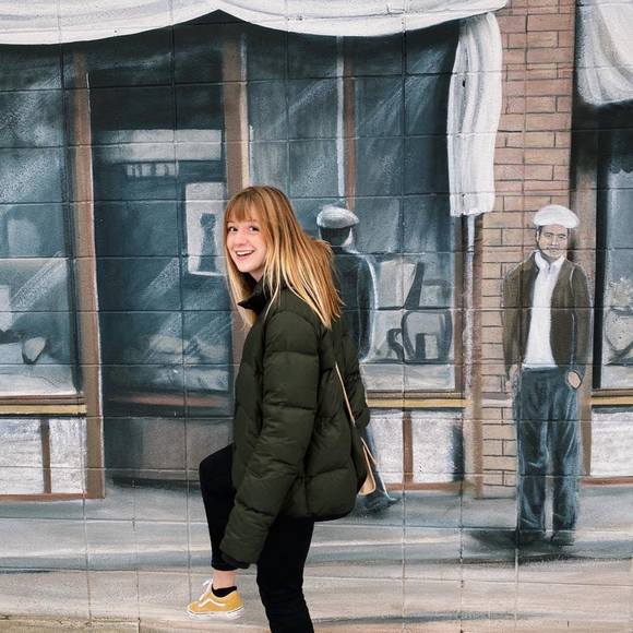 Tselem Hamar - Poshmark Profile Picture of Tselem Hamar (@tselemdhamar) on Poshmark