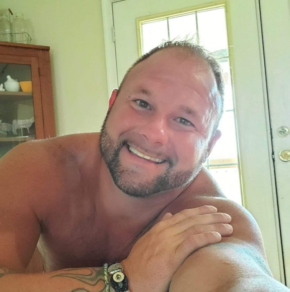 Profile Picture of Chad Rinaldi-alt (@ltoracingkart) on Poshmark