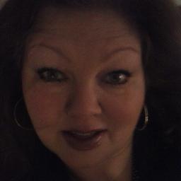 Profile Picture of Tracy Nicholas (@tracynicholas50) on Twitter