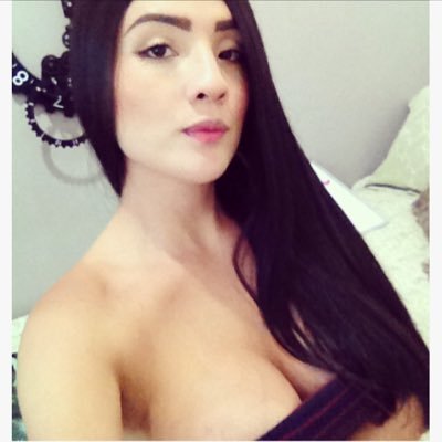 Profile Picture of Mari Price (@mariprice_) on Twitter