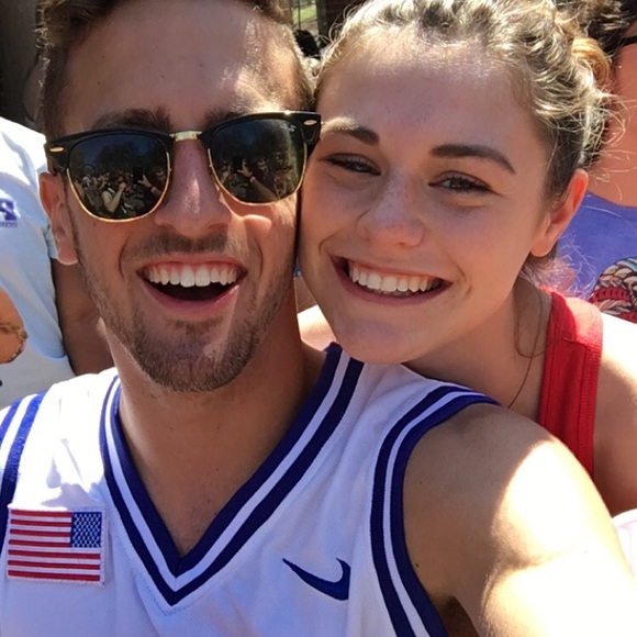 Profile Picture of Emily Tolmer (@emtolm) on Poshmark