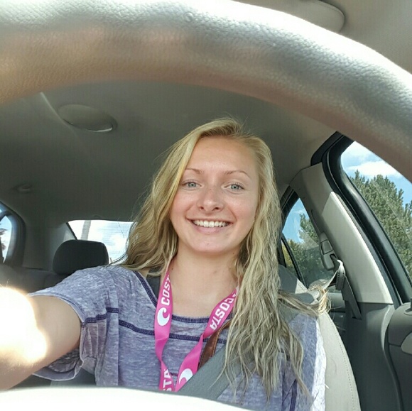 Profile Picture of Alix Michaelson (@alixmichaelson) on Poshmark