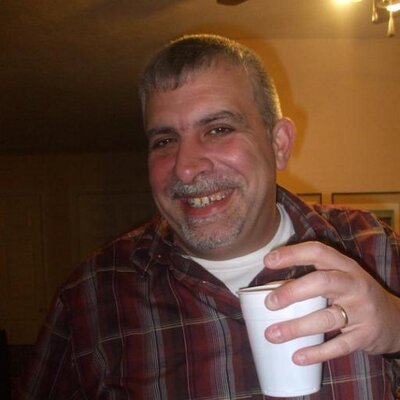 Profile Picture of Paul Deveaux (@mudgunner45) on Twitter