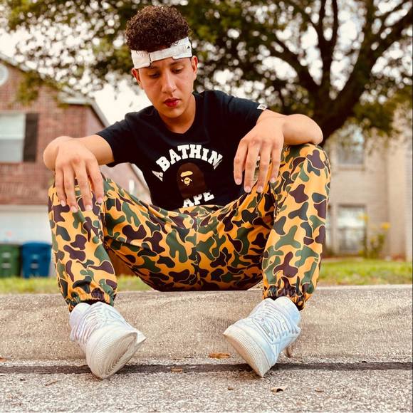 Profile Picture of Pablo Aguilar montero (@pabloaguilar451) on Poshmark