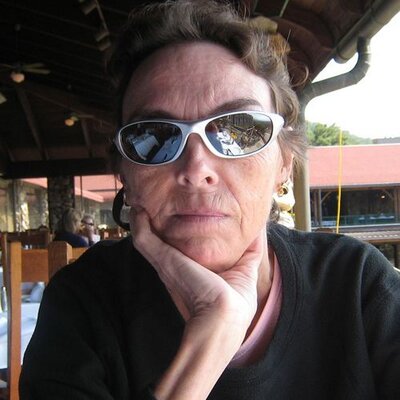 Profile Picture of Deborah Hartz (@Debfood) on Twitter