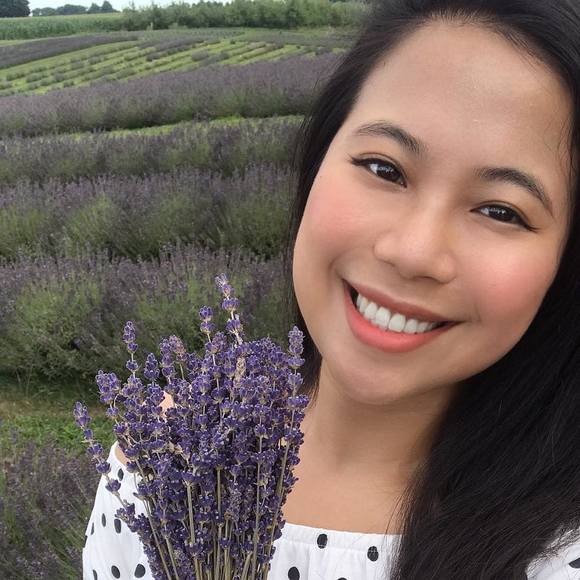Profile Picture of Alice Shih (@aliceshih) on Poshmark