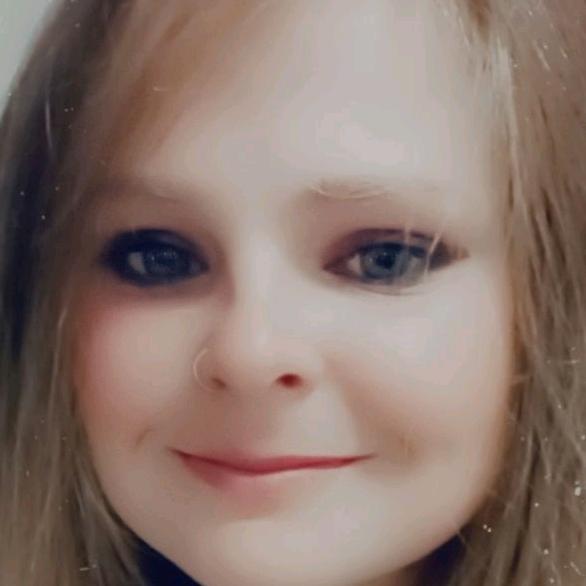 Profile Picture of Katie badawi (@candyrichter) on Tiktok