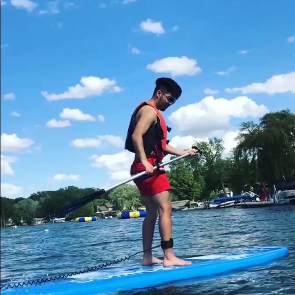 Profile Picture of Kevin Barron (@kevbee) on Poshmark