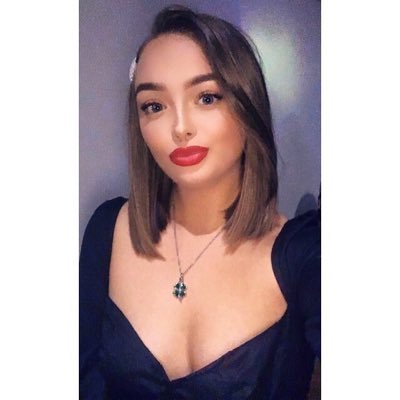 Profile Picture of Olivia Eva Farrell X (@oliviaeva_xo) on Twitter