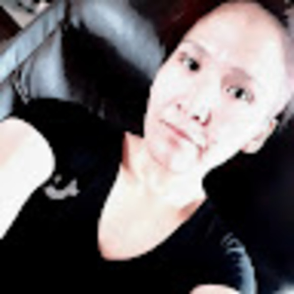 Profile Picture of Penny Campbell (@pennycampbel971) on Poshmark