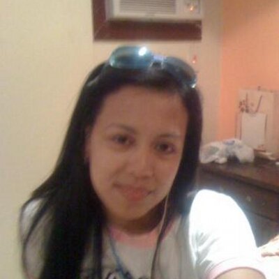 Profile Picture of Rowena Francisco (@rowiebenchjohn) on Twitter