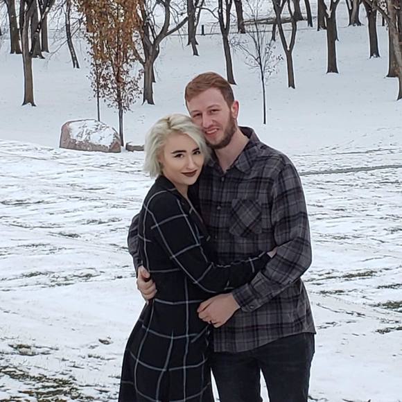 Megan Kirkaldie - Poshmark Profile Picture of Megan Kirkaldie (@megankirkaldie) on Poshmark