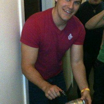 Profile Picture of Christopher Borowski (@cborowski12) on Twitter