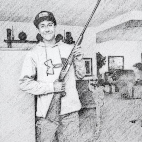 Cole Pesavento - Poshmark Profile Picture of Cole Pesavento (@cpez223) on Poshmark