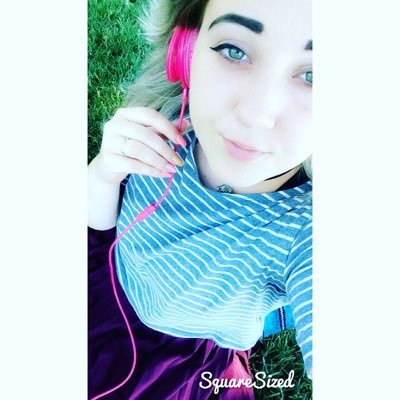 Profile Picture of Kaitlin Findley (@Little_roach19) on Twitter