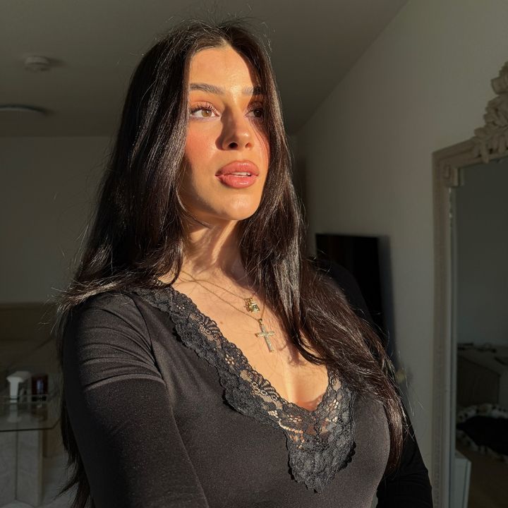 Profile Picture of   Sabrina Deger... (@sabrinadeger) on Tiktok