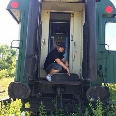 Profile Picture of Corey Tessier (@coreysonline) on Twitter