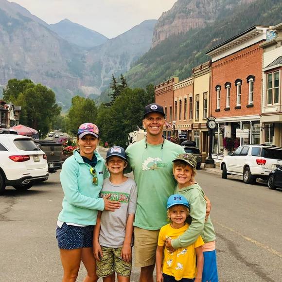 Profile Picture of Michael Beville (@mipbeville) on Poshmark