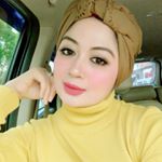 Profile Picture of Dewi Sari (@dewimarlon) on Instagram