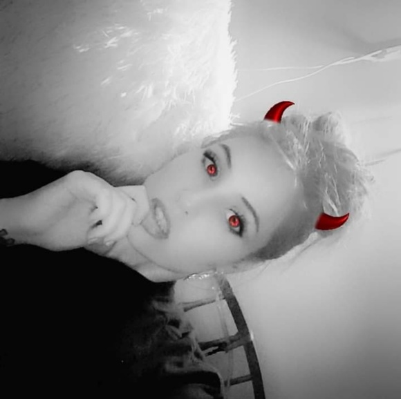 Profile Picture of Destiny Bixel (@littlemissd1) on Poshmark