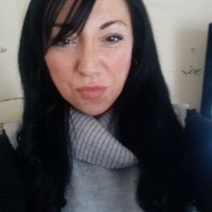 Profile Picture of Lynn Devlin (@lynndevlin21) on Twitter