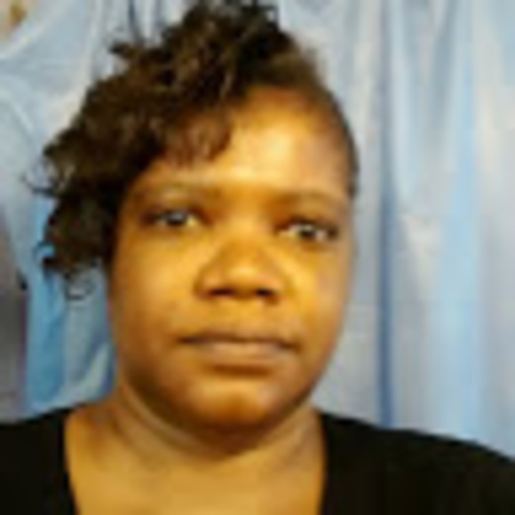Profile Picture of Vanessa Adger (@vanessaadger44) on Poshmark
