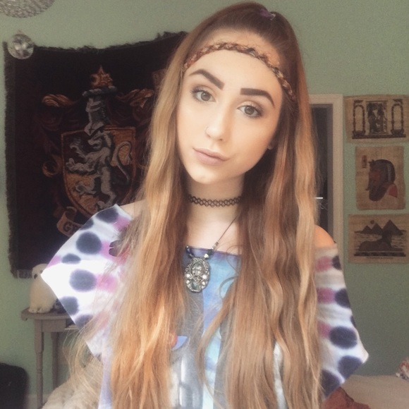 Profile Picture of Savannah Torebka (@savannahtorebka) on Poshmark